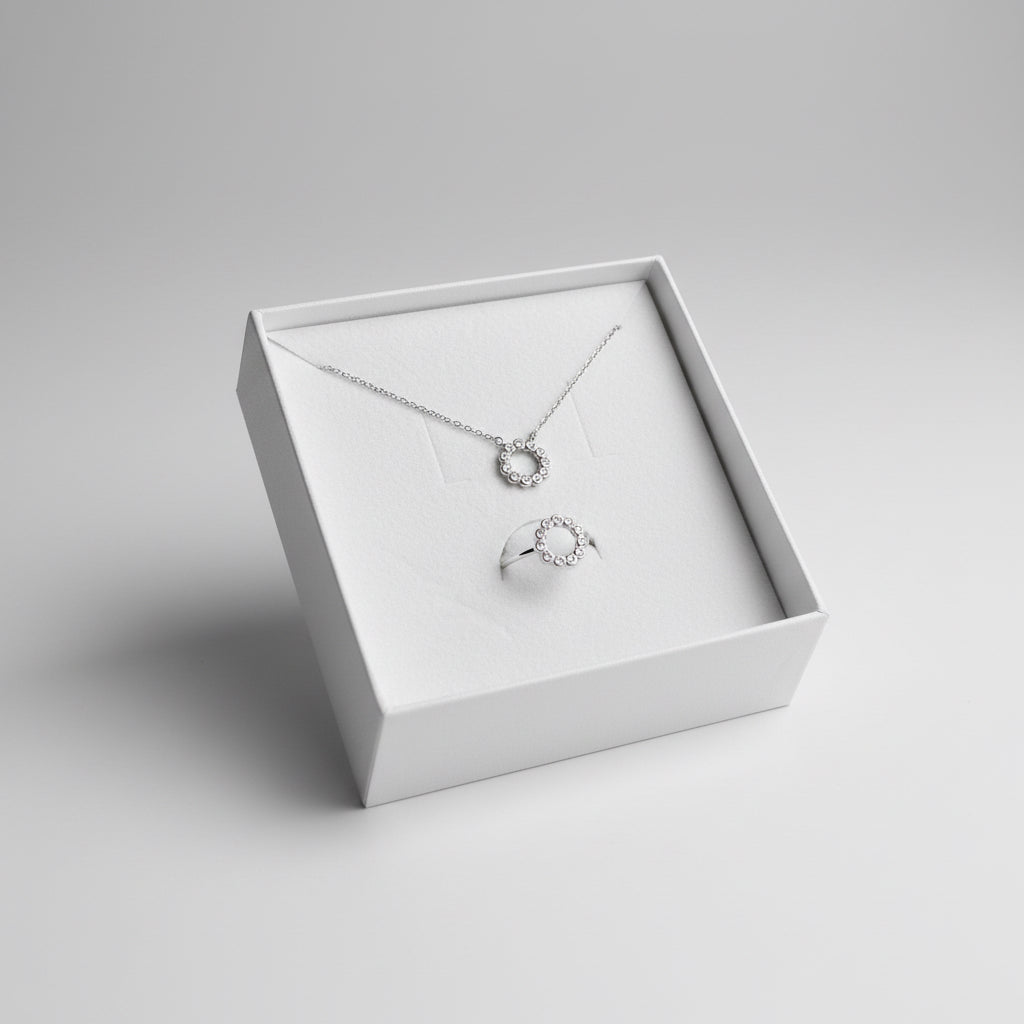 Conjunto Elegancia Eterna - Collar y Anillo a Juego