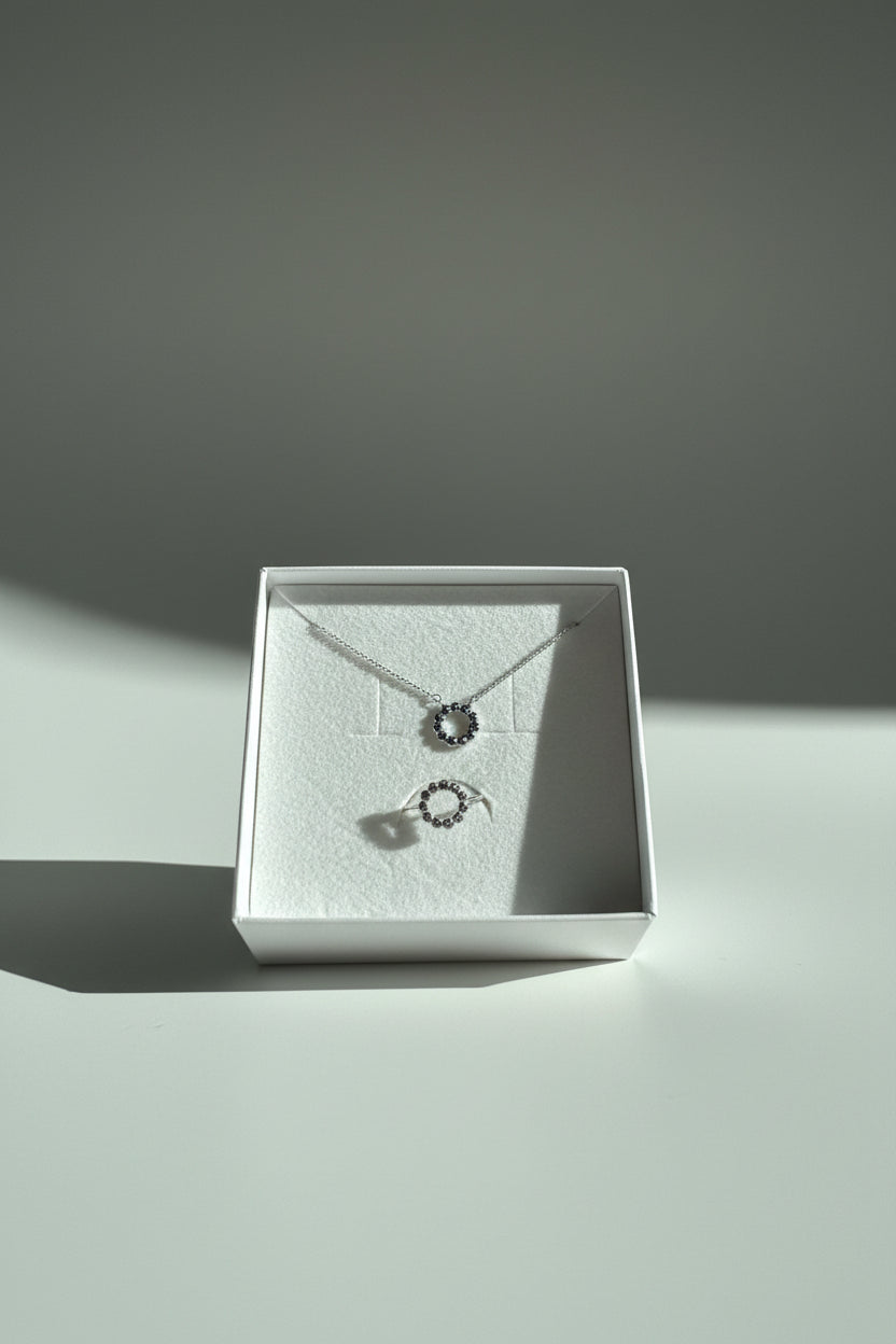 Conjunto Elegancia Eterna - Collar y Anillo a Juego