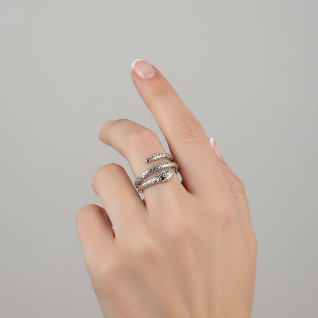 Anillo Ajustable Snake - Diseño Serpiente Moderno