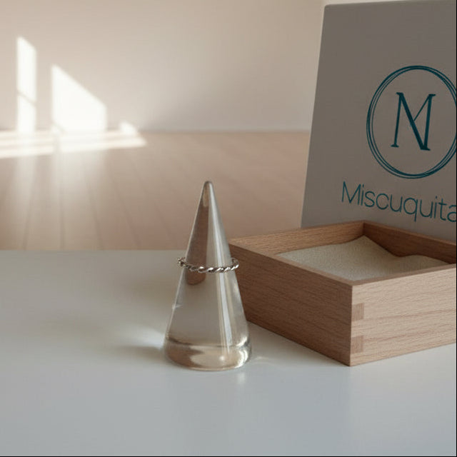 Anillo Ajustable Midi - Diseño Delicado para Meñique