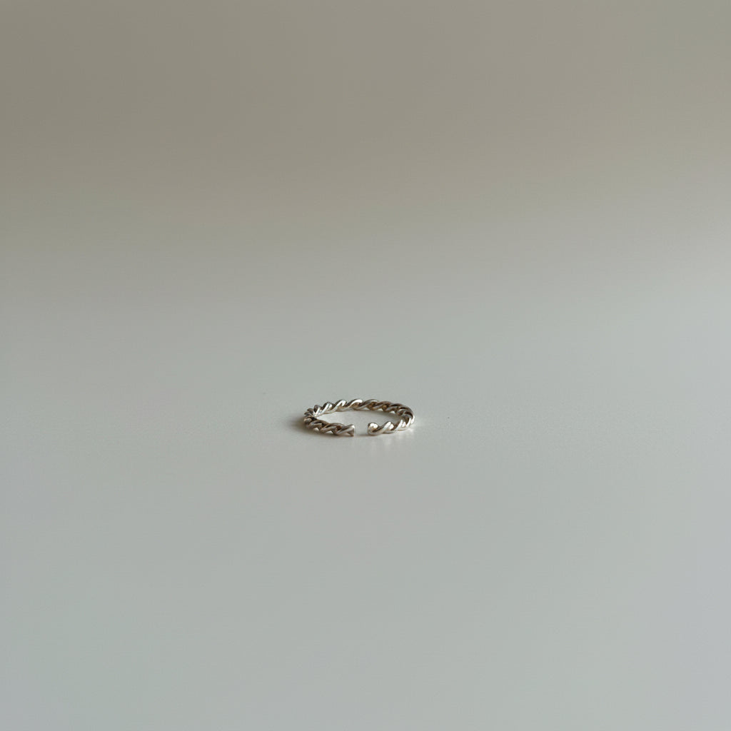 Anillo Ajustable Midi - Diseño Delicado para Meñique