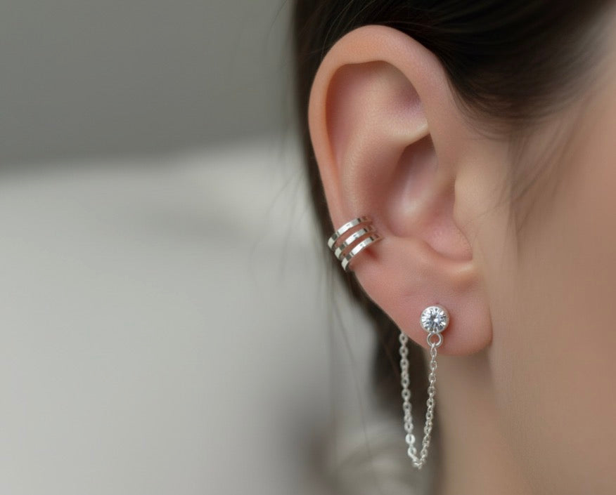 Ear Cuff con Cadena de Plata de Ley 925 - Diseño Moderno