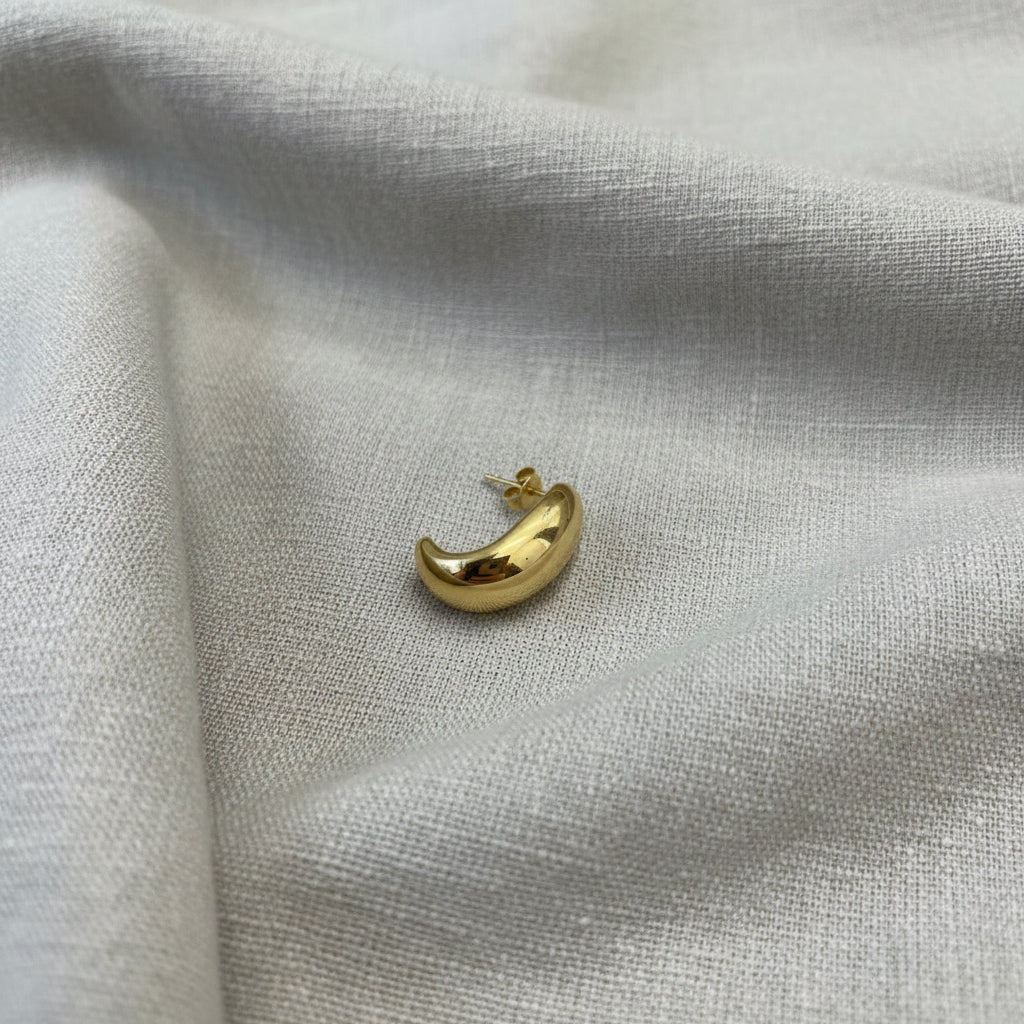 Pendientes Lágrima Dorada - Elegancia y Lujo Atemporal