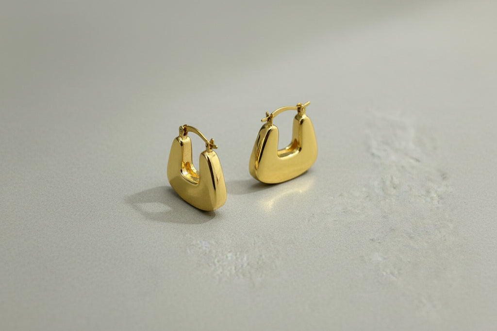 Pendientes ATIKA GOLD - Diseño Elegante con Acabado Dorado