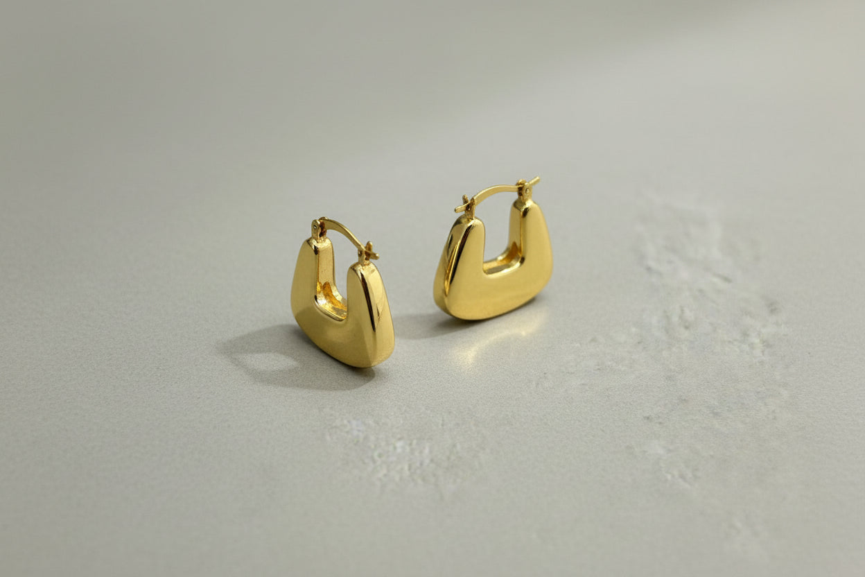 Pendientes ATIKA GOLD - Diseño Elegante con Acabado Dorado