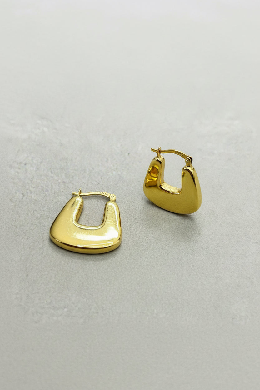Pendientes ATIKA GOLD - Diseño Elegante con Acabado Dorado