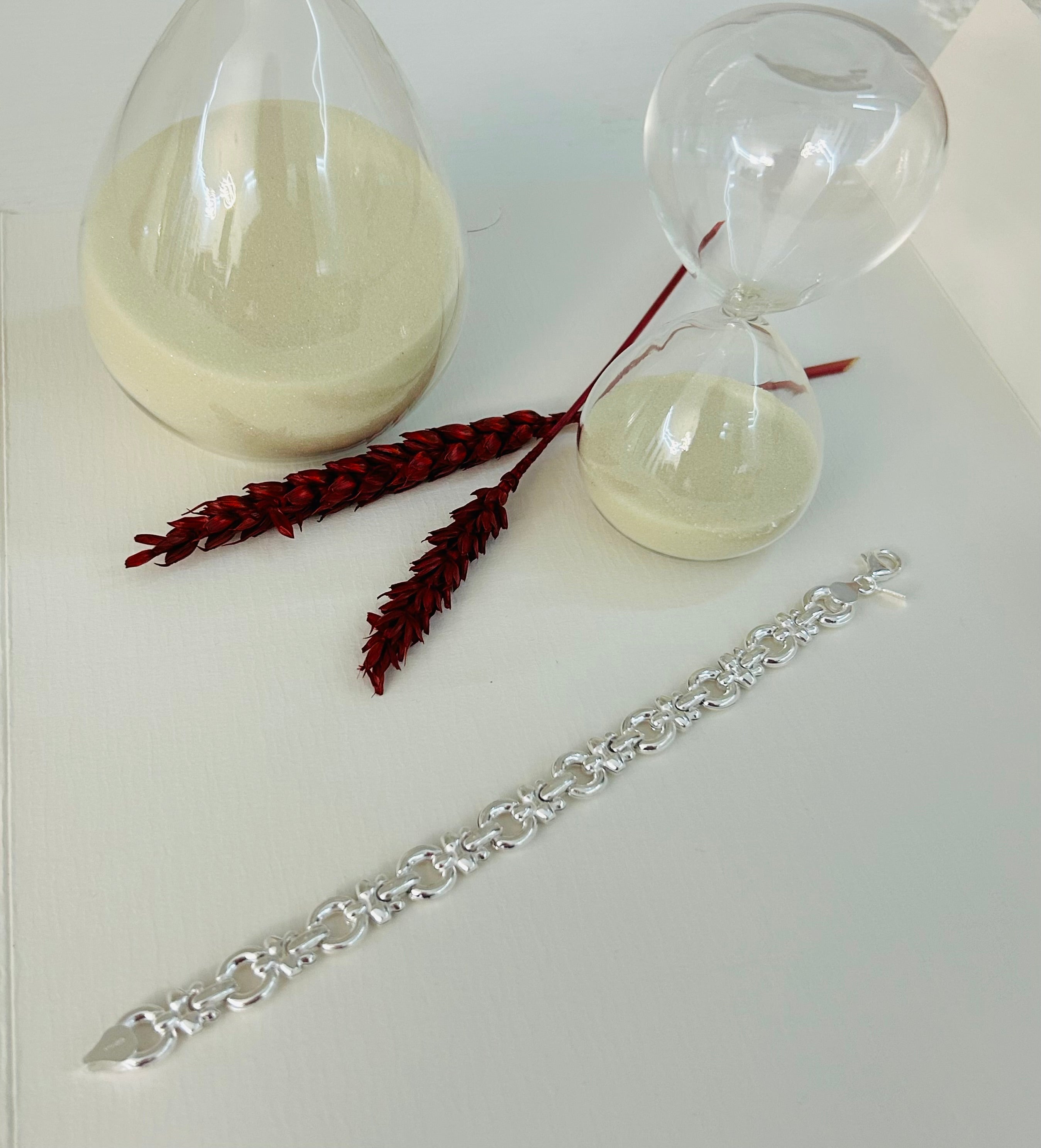 Pulsera MAGIC - Elegancia Contemporánea y Versátil