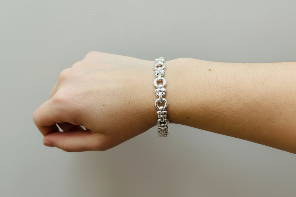 Pulsera MAGIC - Elegancia Contemporánea y Versátil