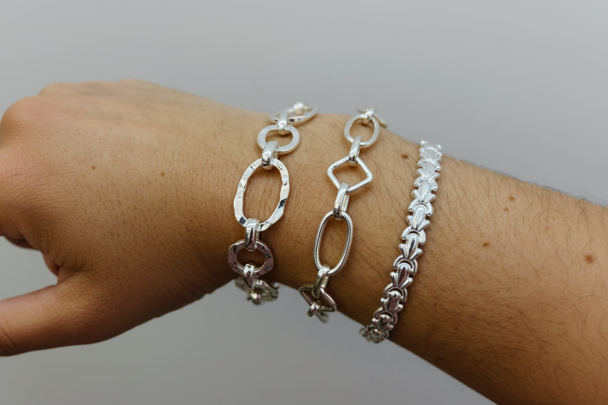 Pulsera MOON de Plata de Ley - Cadena de Eslabones Elegante